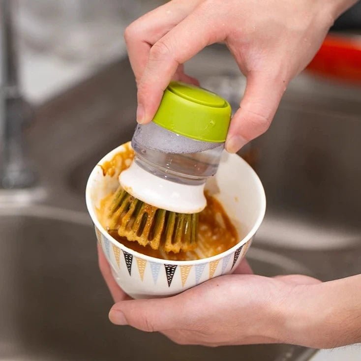 BROSSE A VAISELLE AVEC DISTRIBUTEUR DE SAVON - CLEAN AND SMART