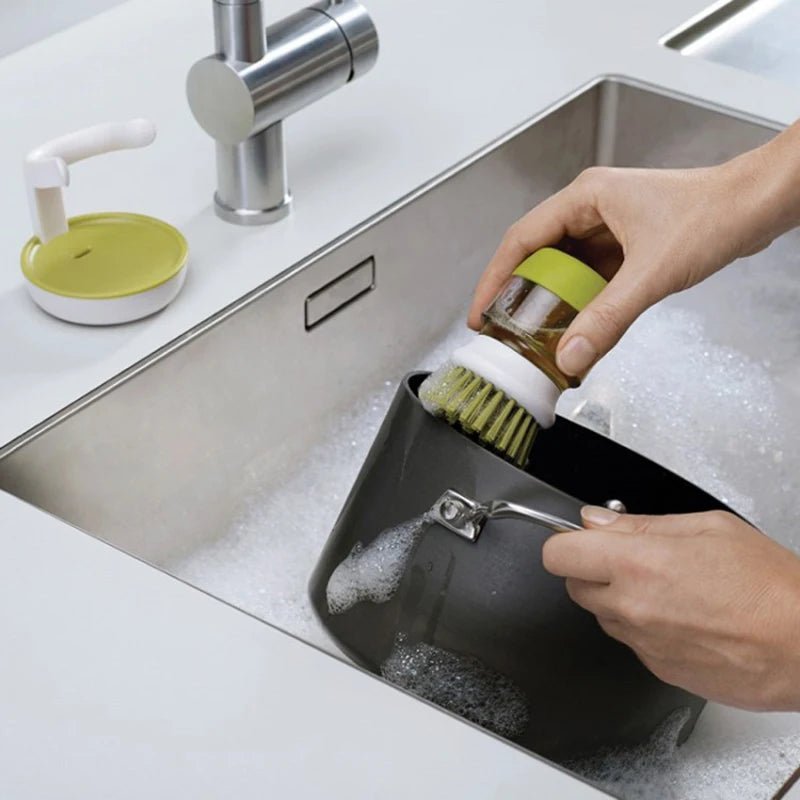 BROSSE A VAISELLE AVEC DISTRIBUTEUR DE SAVON - CLEAN AND SMART