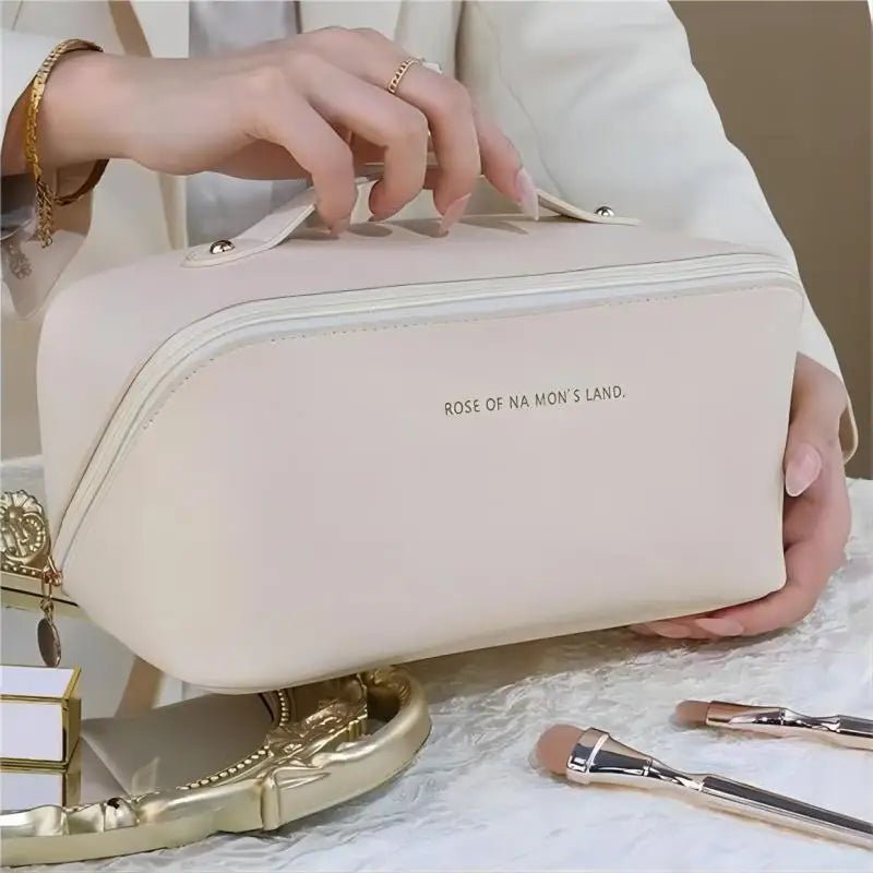 Pochette Make - Up - CLEAN AND SMART